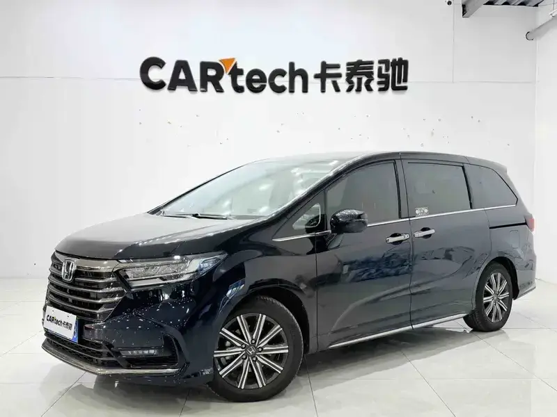 2024 Honda Odyssey с пробегом 17 000 км