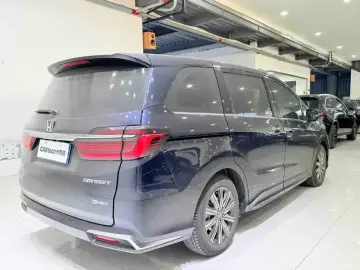 2024 Honda Odyssey с пробегом 17 000 км