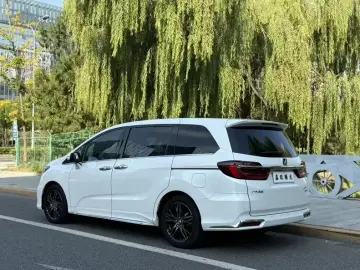 2022 Honda Odyssey с пробегом 72 000 км