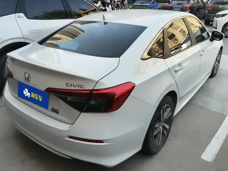 2022 Honda Civic с пробегом 19 000 км