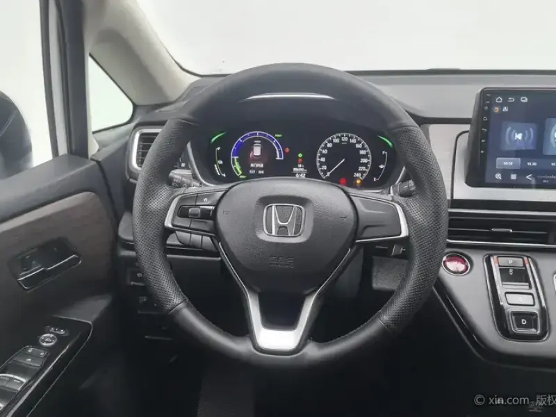 2024 Honda Odyssey с пробегом 56 300 км
