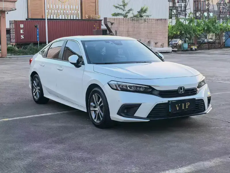 2023 Honda Civic с пробегом 7 600 км