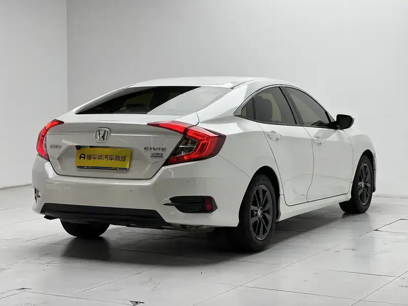 2019 Honda Civic с пробегом 25 000 км