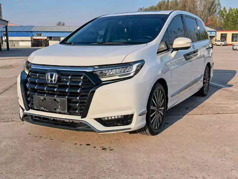 2022 Honda Elysion с пробегом 80 000 км