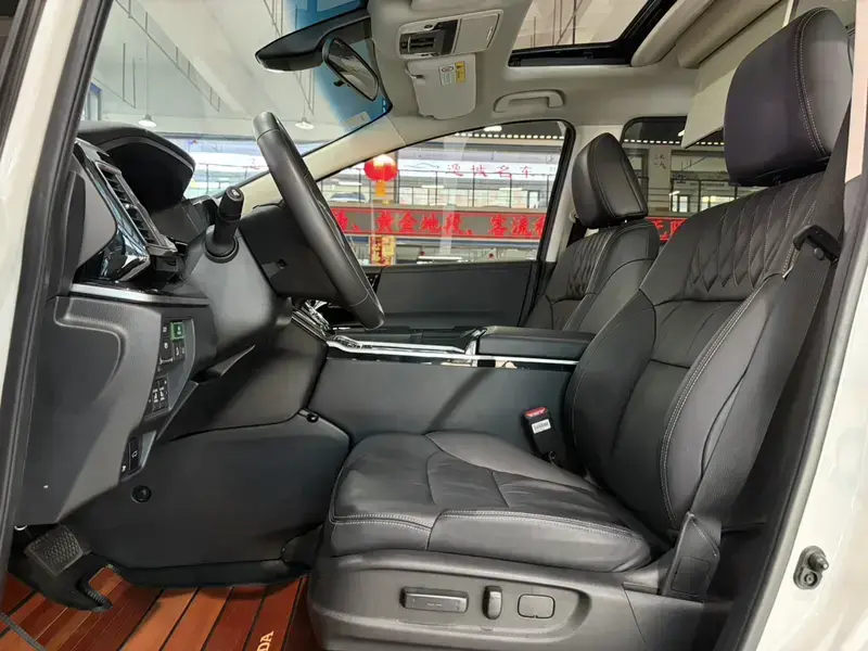 2019 Honda Elysion с пробегом 80 000 км