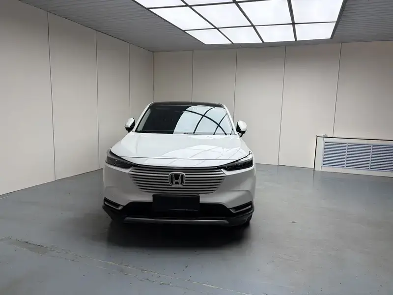 2023 Honda Vezel с пробегом 35 000 км
