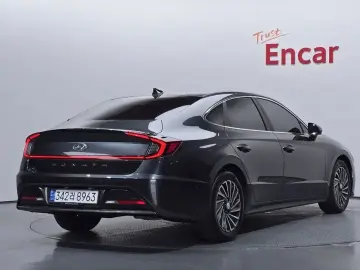 2022 Hyundai Sonata с пробегом 25 645 км