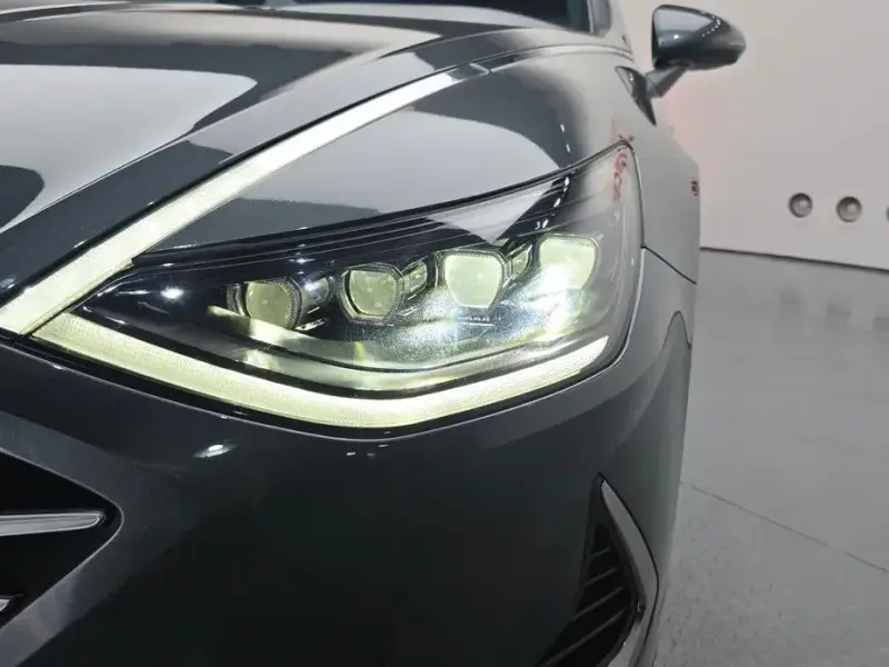2022 Hyundai Sonata с пробегом 25 645 км