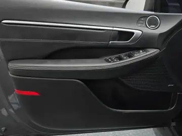 2022 Hyundai Sonata с пробегом 25 645 км