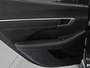 2022 Hyundai Sonata с пробегом 25 645 км