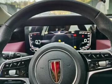 2024 Hongqi H5 с пробегом 27 000 км