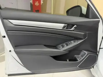 2019 Honda Inspire с пробегом 36 000 км