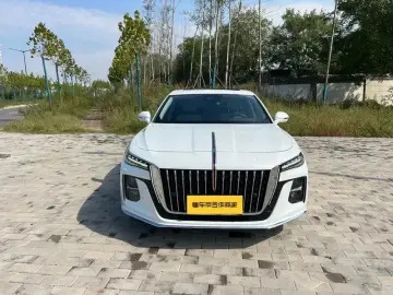 2023 Hongqi H5 с пробегом 48 000 км