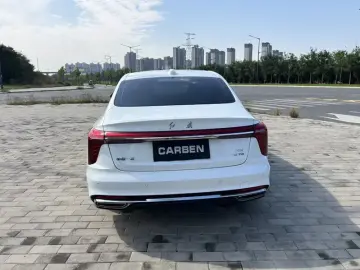 2023 Hongqi H5 с пробегом 48 000 км