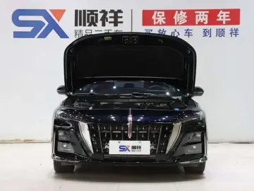 2025 Hongqi H6 с пробегом 15 000 км