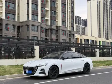 2024 Hongqi H6 с пробегом 23 000 км