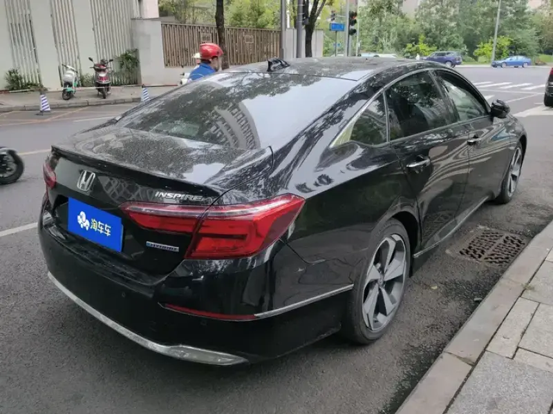 2019 Honda Inspire с пробегом 39 000 км