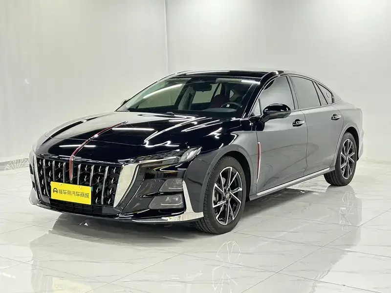 2024 Hongqi H6 с пробегом 8 400 км