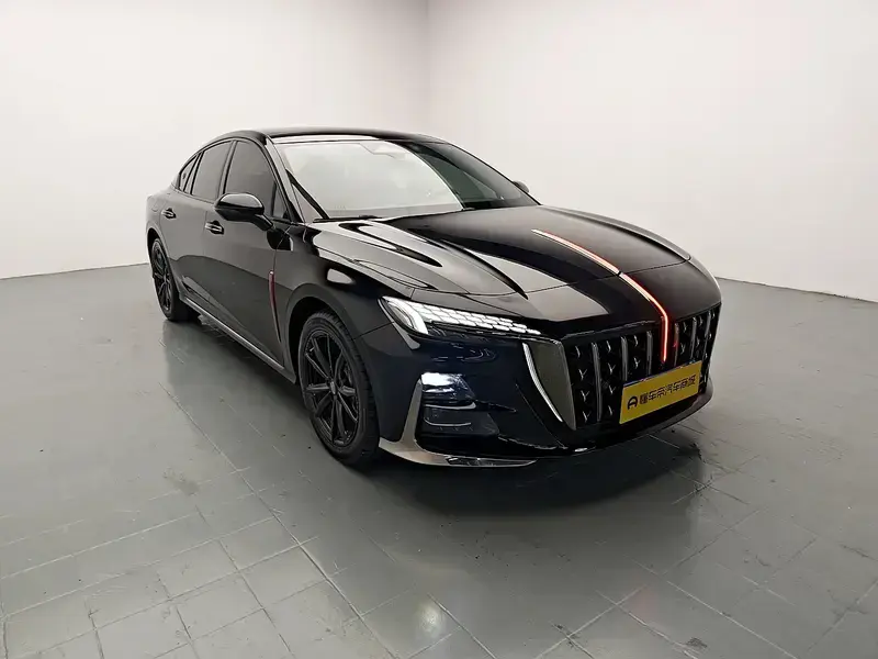 2023 Hongqi H6 с пробегом 21 400 км