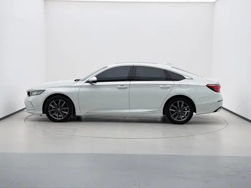 2022 Honda Inspire с пробегом 59 500 км