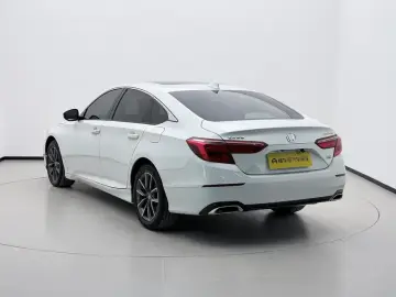 2022 Honda Inspire с пробегом 59 500 км