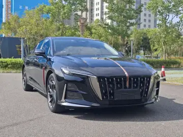 2023 Hongqi H6 с пробегом 51 000 км
