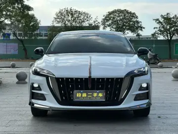 2024 Hongqi H6 с пробегом 21 000 км