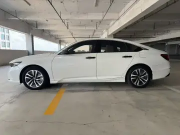 2022 Honda Inspire с пробегом 60 000 км