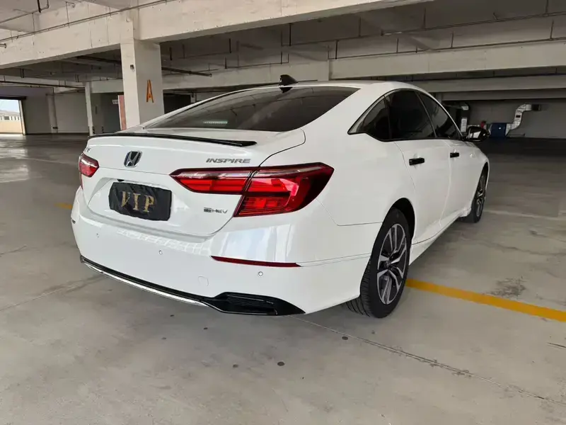 2022 Honda Inspire с пробегом 60 000 км
