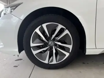 2022 Honda Inspire с пробегом 60 000 км