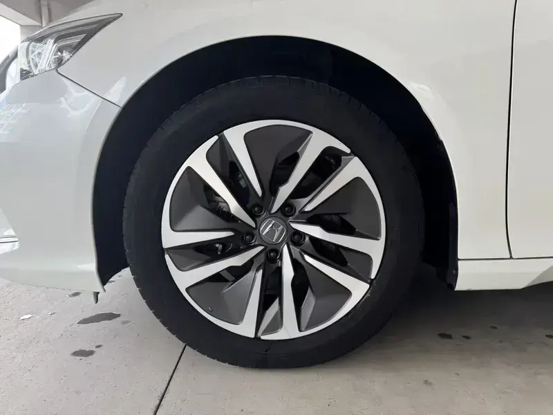 2022 Honda Inspire с пробегом 60 000 км