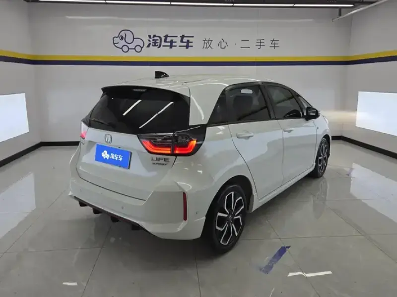 2020 Honda Life с пробегом 65 000 км