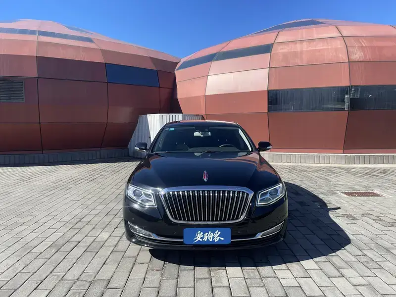 2019 Hongqi H7 с пробегом 74 000 км