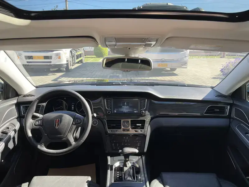 2019 Hongqi H7 с пробегом 74 000 км