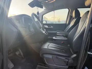 2022 Hongqi HQ9 с пробегом 86 000 км