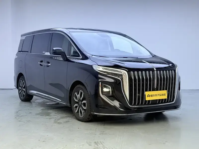 2022 Hongqi HQ9 с пробегом 132 100 км