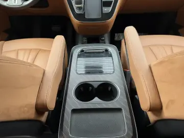2022 Hongqi HQ9 с пробегом 70 000 км