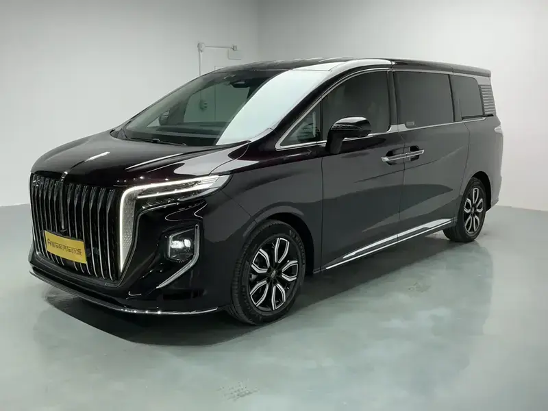 2022 Hongqi HQ9 с пробегом 13 500 км