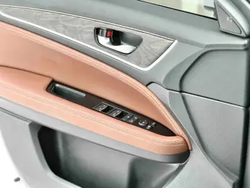 2020 Honda UR-V с пробегом 28 900 км
