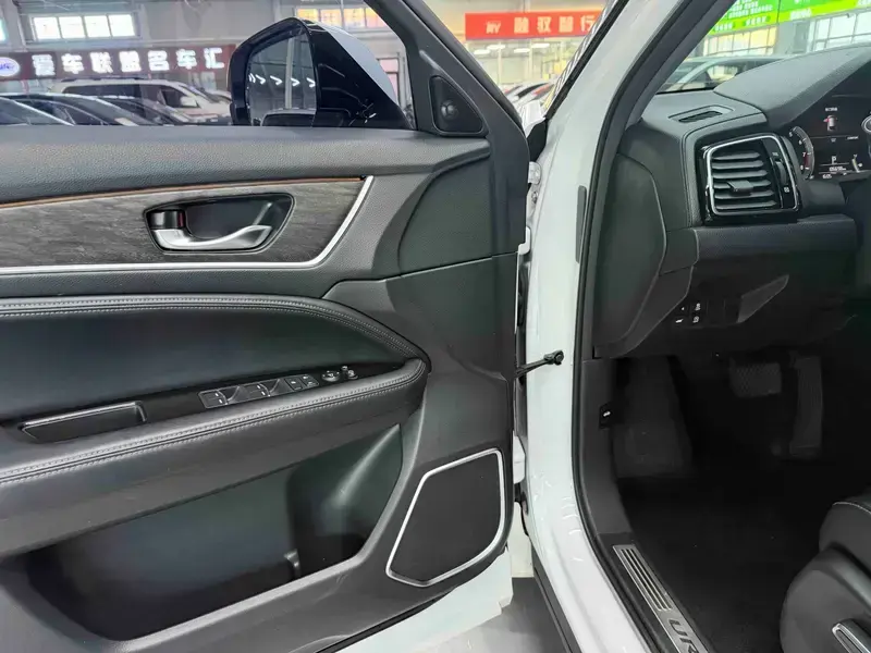 2020 Honda UR-V с пробегом 106 600 км
