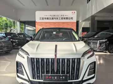 2025 Hongqi HS3 с пробегом 14 000 км