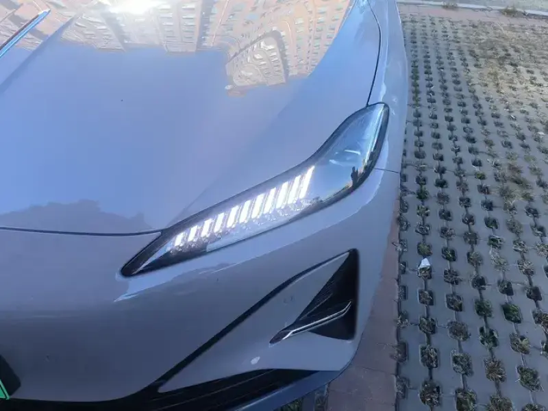 2025 Hongqi Tiangong 05 с пробегом 13 000 км