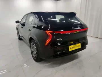 2025 Hongqi Tiangong 08 с пробегом 11 200 км
