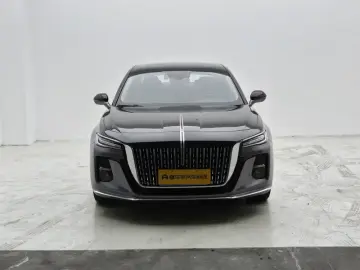 2023 Hongqi H5 с пробегом 44 000 км