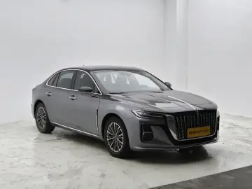 2023 Hongqi H5 с пробегом 44 000 км