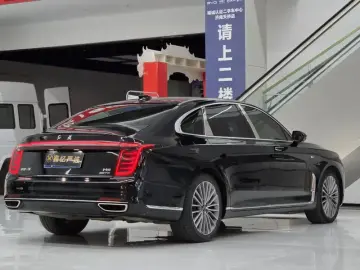 2020 Hongqi H9 с пробегом 81 000 км