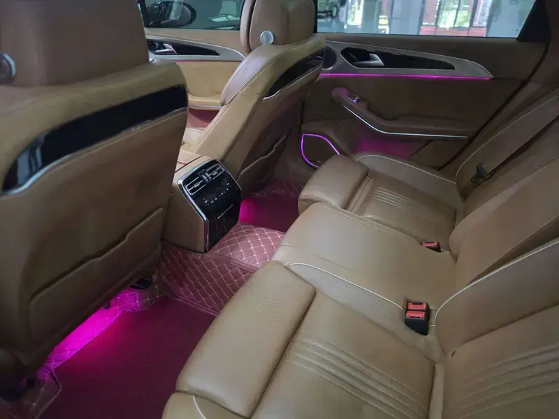 2020 Hongqi H9 с пробегом 81 000 км