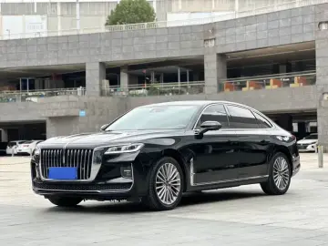 2020 Hongqi H9 с пробегом 91 600 км