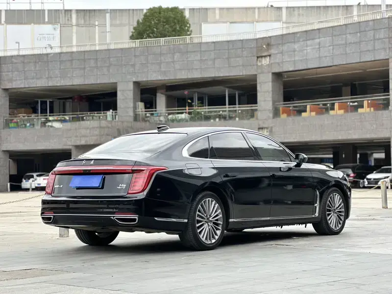 2020 Hongqi H9 с пробегом 91 600 км