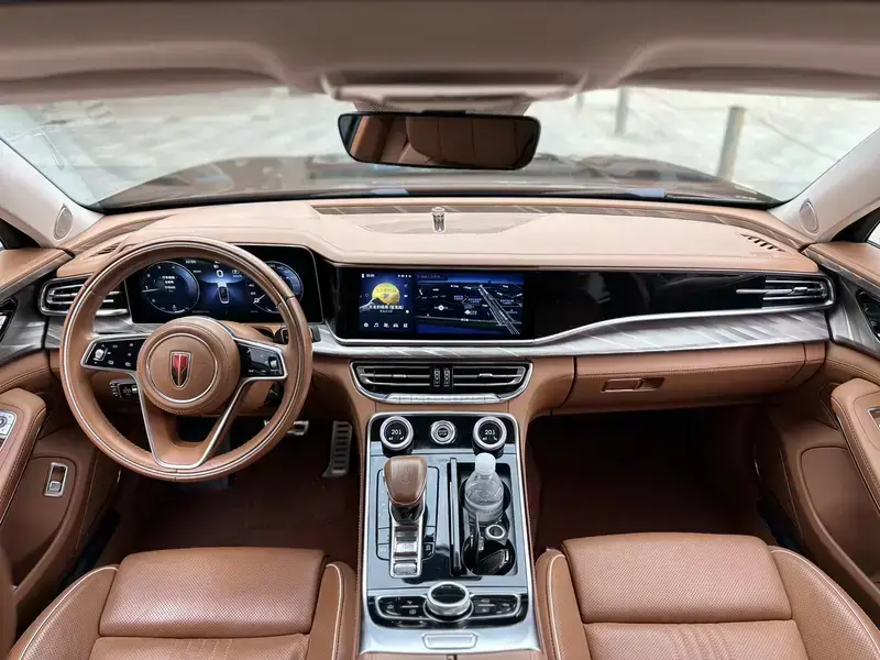 2020 Hongqi H9 с пробегом 91 600 км